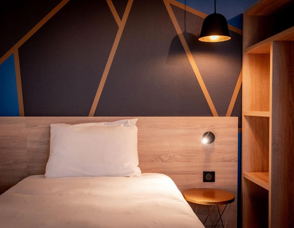 Ibis Styles Valenciennes Petite Foret ภายนอก รูปภาพ