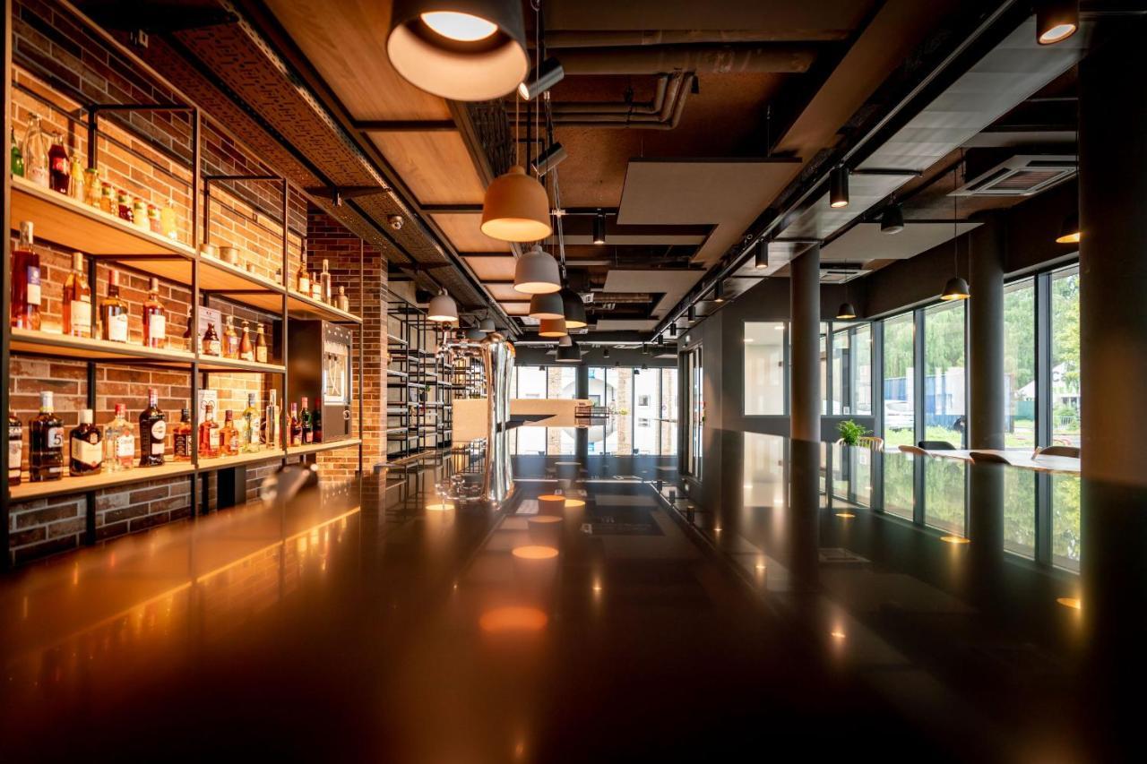 Ibis Styles Valenciennes Petite Foret ภายนอก รูปภาพ