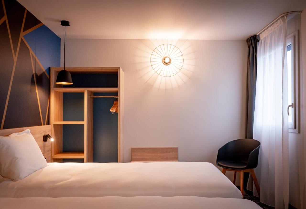 Ibis Styles Valenciennes Petite Foret ภายนอก รูปภาพ