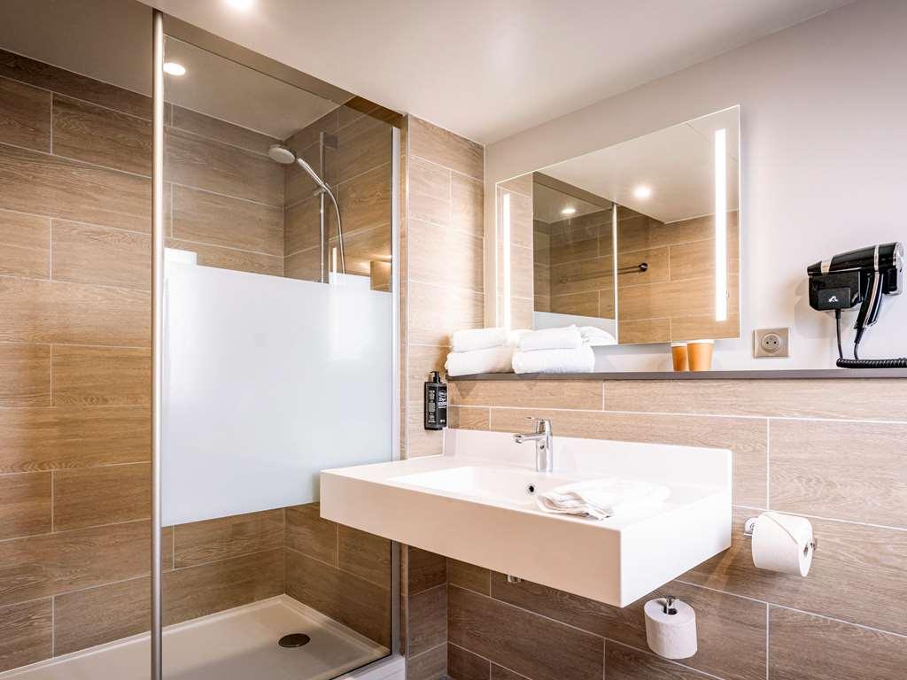 Ibis Styles Valenciennes Petite Foret ภายนอก รูปภาพ