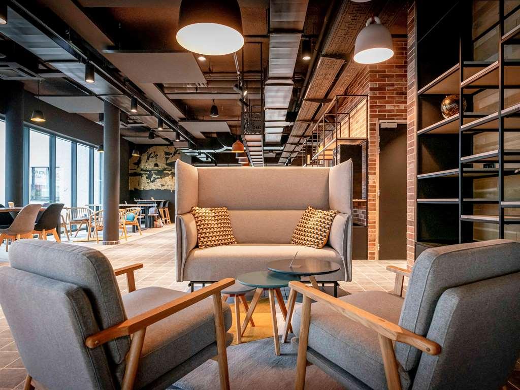 Ibis Styles Valenciennes Petite Foret ร้านอาหาร รูปภาพ